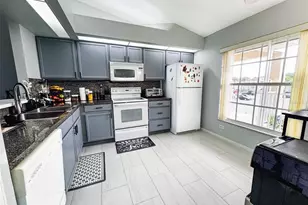 13801 Timberland Dr, Orlando, FL 32824 - Photo 3