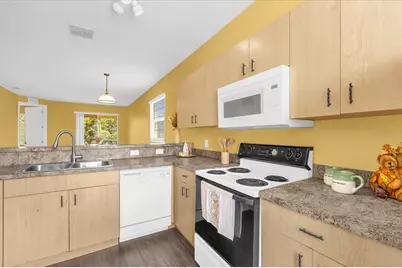 13201 Indian Creek Drive #B, Poinciana, FL 34759 - Photo 7