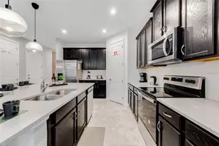 8943 Amelia Downs Trail, Kissimmee, FL 34747 - Photo 5