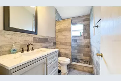 1352 Daniel Cove Drive, Winter Garden, FL 34787 - Photo 11