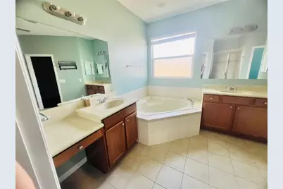 1476 Lexington Ave, Davenport, FL 33837 - Photo 17