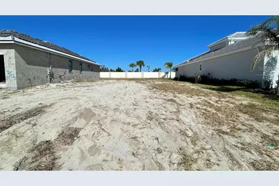 34 Del Palma Drive, Palm Coast, FL 32137 - Photo 1