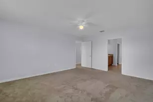 2437 Addison Creek Dr, Kissimmee, FL 34758 - Photo 9