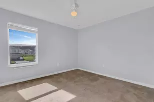 2437 Addison Creek Dr, Kissimmee, FL 34758 - Photo 19