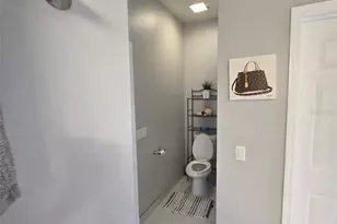 2874 Berkshire Cir, Kissimmee, FL 34743 - Photo 11