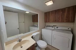 5377 Bamboo Ct, Orlando, FL 32811 - Photo 9