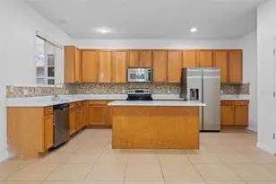 2830 Paynes Prairie Cir, Kissimmee, FL 34743 - Photo 13