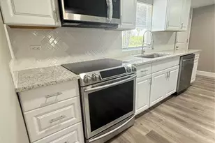 426 Becton St, Frostproof, FL 33843 - Photo 11