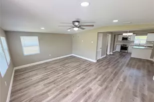 426 Becton St, Frostproof, FL 33843 - Photo 9