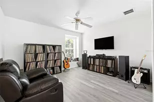 2714 Portchester Ct, Kissimmee, FL 34744 - Photo 43