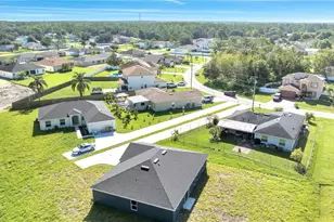 1079 Dudley Dr, Kissimmee, FL 34758 - Photo 17