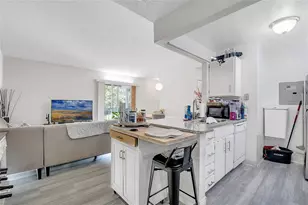 3814 Bay Club Cir, Kissimmee, FL 34741 - Photo 11