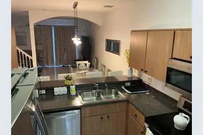 1312 S Beach Circle, Kissimmee, FL 34746 - Photo 9