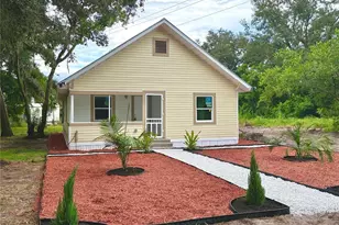 656 W Date St, Lake Wales, FL 33859 - Photo 3