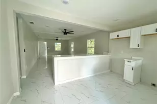 656 W Date St, Lake Wales, FL 33859 - Photo 5