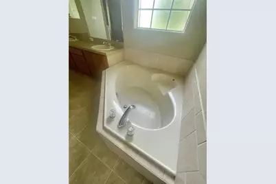 2801 Eagles Roost Circle, Kissimmee, FL 34746 - Photo 15