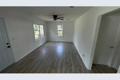 807 E Orchid Avenue, Tampa, FL 33612 - Photo 21