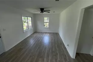 807 E Orchid Ave, Tampa, FL 33612 - Photo 21