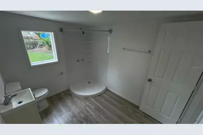 807 E Orchid Avenue, Tampa, FL 33612 - Photo 17