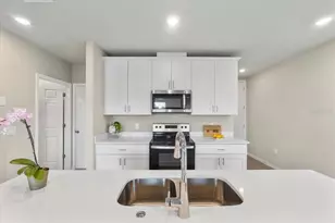 726 Legacy Dr, Davenport, FL 33896 - Photo 13