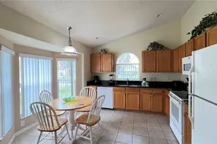 2676 Autumn Creek Cir, Kissimmee, FL 34747 - Photo 5