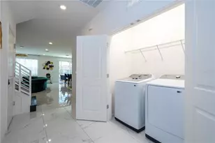 2512 Shanti Dr, Kissimmee, FL 34746 - Photo 25