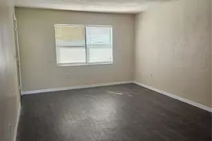 384-386 Cocoa Ct, Kissimmee, FL 34758 - Photo 11