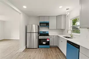 2013 Pineway Dr, Orlando, FL 32839 - Photo 7