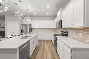 2210 Lelani Cir, Davenport, FL 33897 - Photo 5