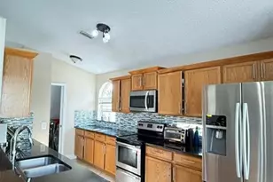 2182 Mallard Creek Cir, Kissimmee, FL 34743 - Photo 7