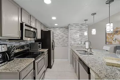 5004 Laguna Bay Circle #47, Kissimmee, FL 34746 - Photo 7