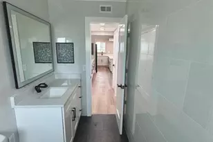 767 John Ringling Blvd, Sarasota, FL 34236 - Photo 13