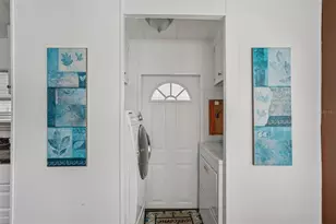 3318 Overcup Oak Terrace, Sarasota, FL 34237 - Photo 5