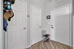 4333 Bayside Village Dr, Tampa, FL 33615 - Photo 3