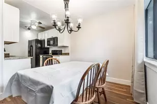 6172 Peregrine Ave, Orlando, FL 32819 - Photo 9