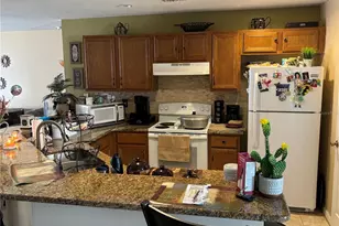 1433 Sarasota Dr, Kissimmee, FL 34759 - Photo 5