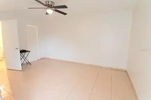 221 Caribbean Dr, Davenport, FL 33897 - Photo 3