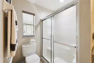 560 Grand Canal Dr, Kissimmee, FL 34759 - Photo 27