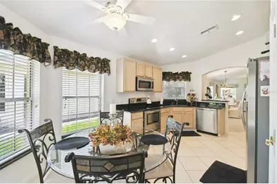 560 Grand Canal Dr, Kissimmee, FL 34759 - Photo 15