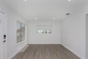 2806 Bonneville Dr, Orlando, FL 32826 - Photo 5