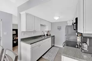 1024 Plantation Dr, Kissimmee, FL 34741 - Photo 7