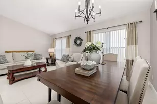 211 Lockbreeze Dr, Davenport, FL 33897 - Photo 9