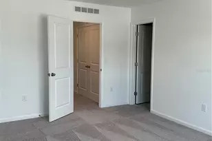 322 Cadberry Pl, Saint Cloud, FL 34771 - Photo 9