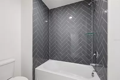 7237 Dilly Lake Avenue, Groveland, FL 34736 - Photo 35