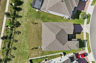 7237 Dilly Lake Ave, Groveland, FL 34736 - Photo 53