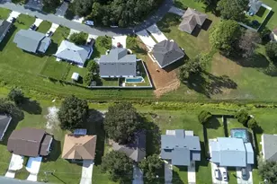 376 Cocoa Ct, Kissimmee, FL 34758 - Photo 3