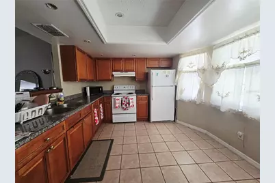 2753 Beckwith Street, Deltona, FL 32738 - Photo 7