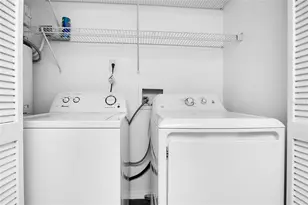 7667 Sugar Bend Dr, Orlando, FL 32819 - Photo 21