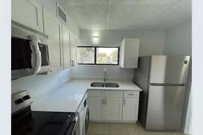 1108 Bartow Road #D37, Lakeland, FL 33801 - Photo 7
