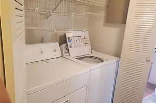 2647 Surrey Ct, Kissimmee, FL 34741 - Photo 13